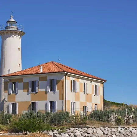 In A Stunning شقة بيبيوني